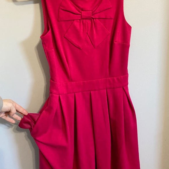 Deep pink fit & flare A-line dress - Picture 2 of 7